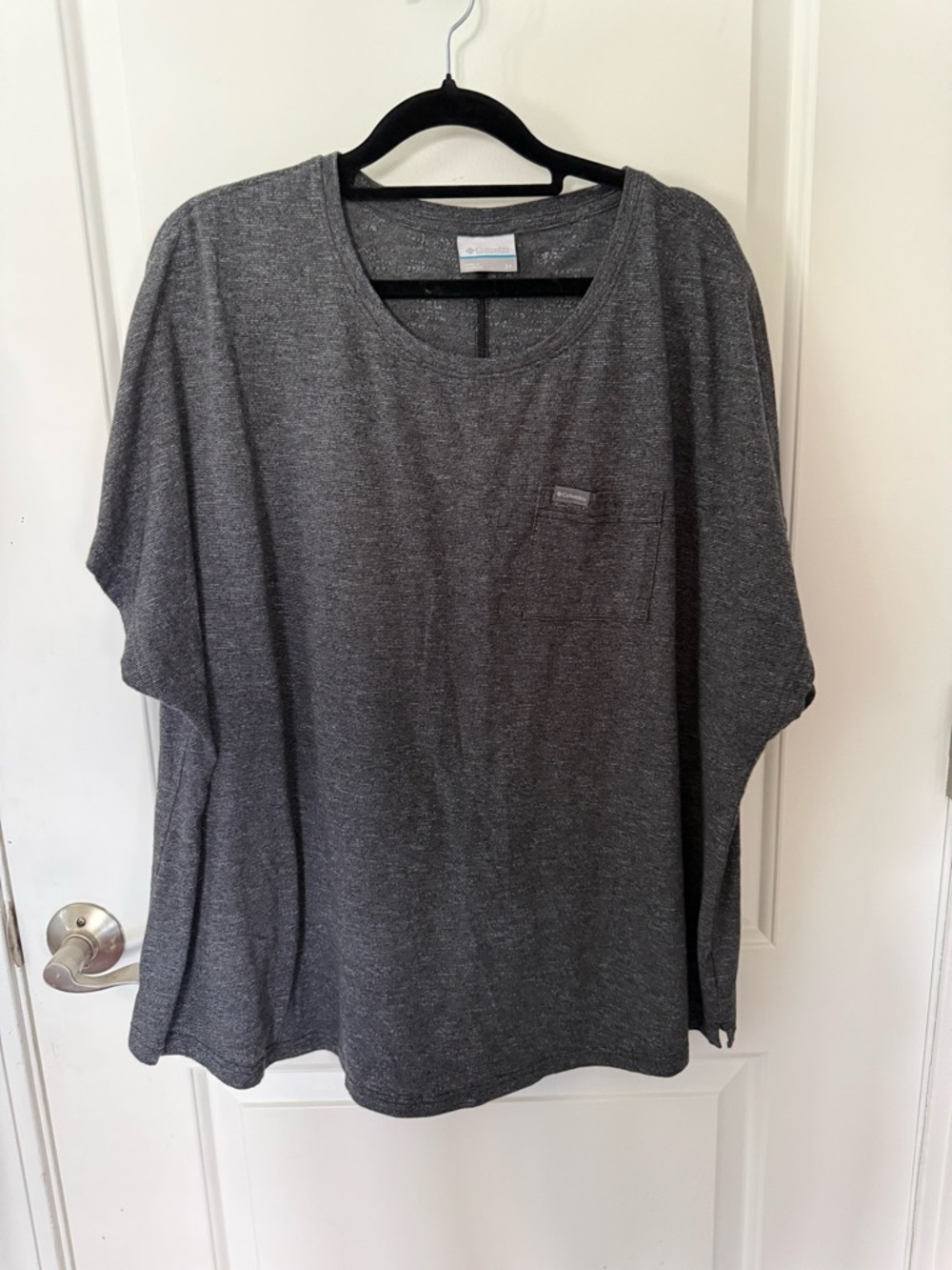 Columbia Charcoal Black Cap Sleeve Workout Top - Women's Size 3X